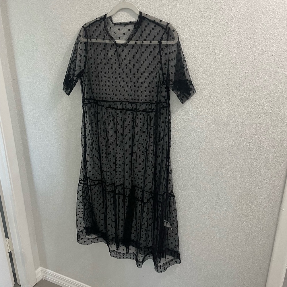 Polka Dot Festivalwear short sleeve mesh midi dress